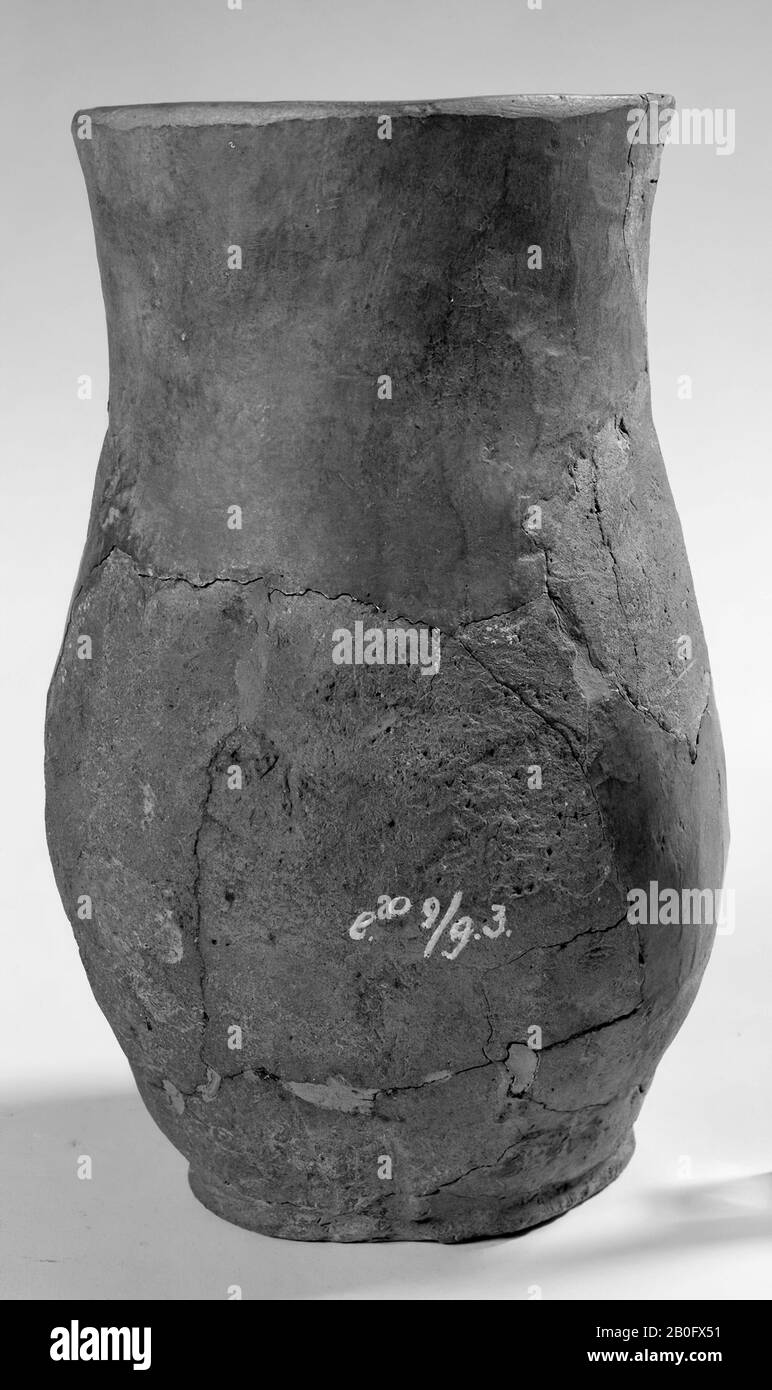 pentola sottile di terracotta abbastanza presto, urna, terracotta, altezza: 15,7 cm, preistoria -1600 Foto Stock