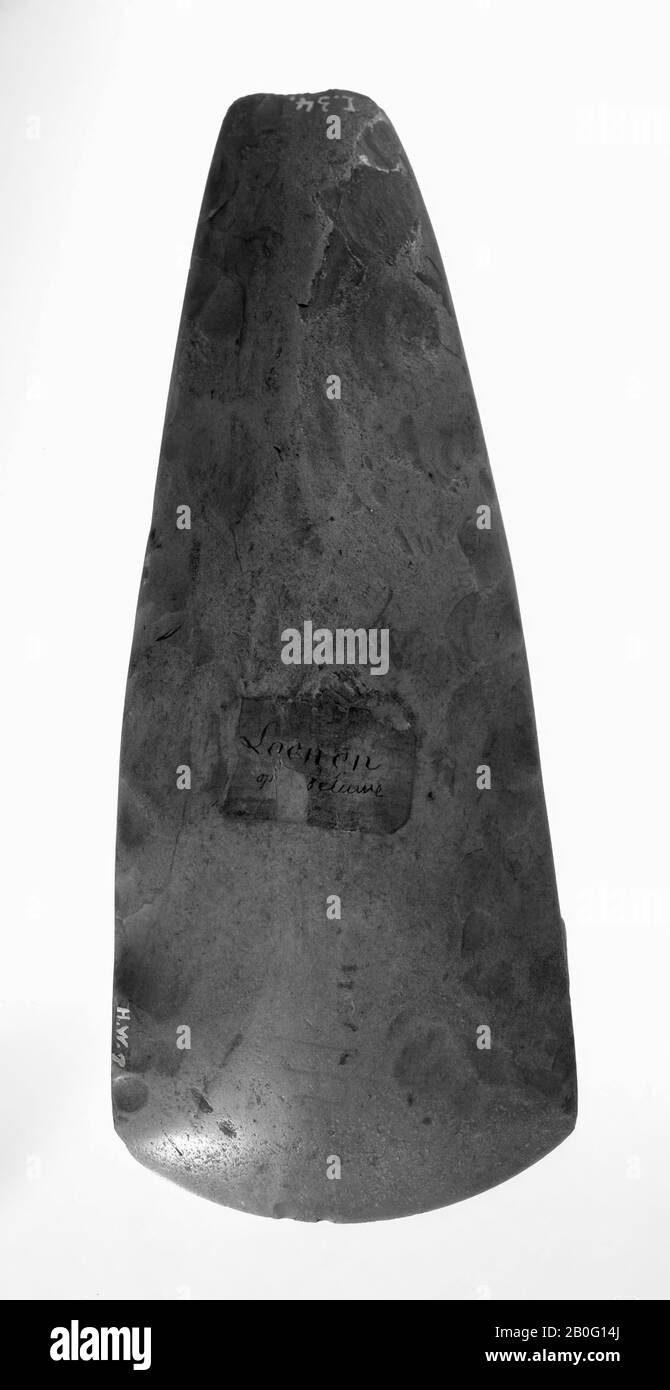 cuneo di ghiaia, abbastanza ben affilata, ascia, pietra, selce, lunghezza: 17,8 cm, preistorica -4000 Foto Stock