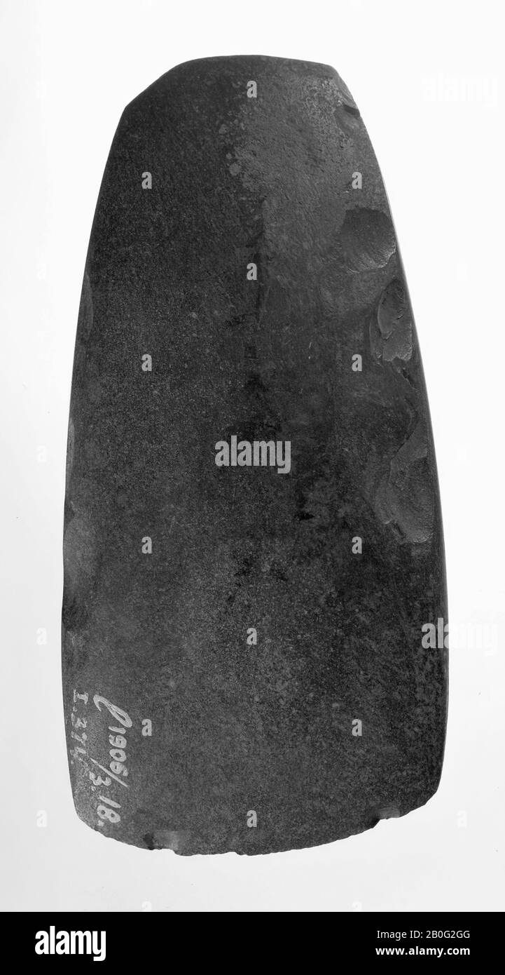 ascia lucidata di selce, ascia, pietra, selce, lunghezza: 10,7 cm, preistorica -4000 Foto Stock