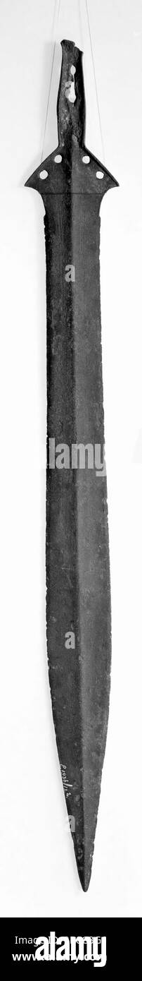 Spada di bronzo dell'età del bronzo, con lama decorata, spada, metallo, bronzo, lunghezza: 54 cm, preistoria -1200 Foto Stock