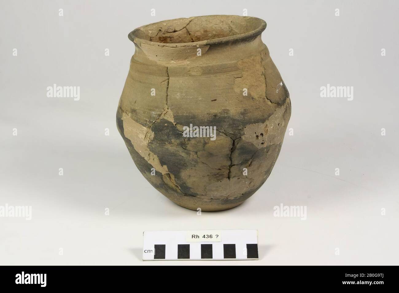 Paesi Bassi Medioevo, pentola, ceramica, Frankish, h, 19 cm, diam, 17,7 cm, vmeb 600-700, Paesi Bassi, Utrecht, Rhenen, Rhenen Foto Stock