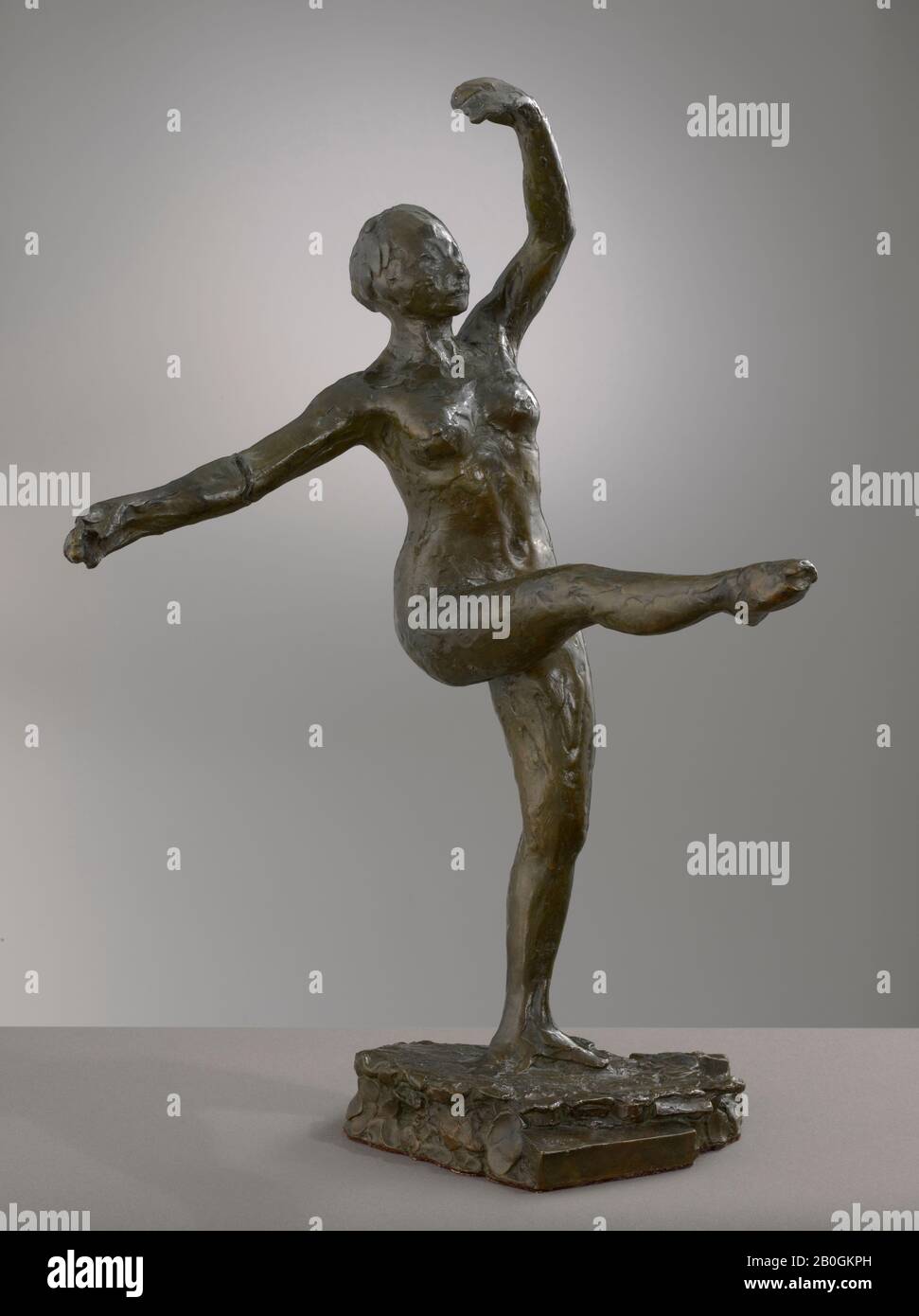 Hilaire-Germain-Edgar Degas, Francese, 1834–1917, Quarta Posizione Frontale, Sulla Gamba Sinistra, Modellato C. 1880s, cast 1919-21, Bronze, 23 x 14 15/16 x 14 1/16 in. (58,4 x 37,9 x 35,7 cm Foto Stock