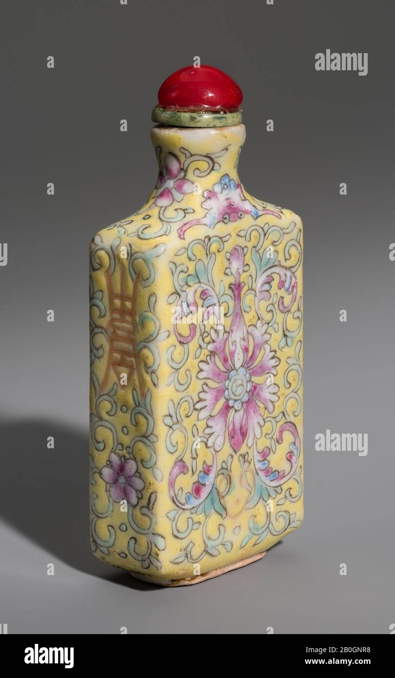 Cinese, Bottiglia Di Snuff, Porcellana, Altezza: 2 3/4 In. (7 cm Foto Stock