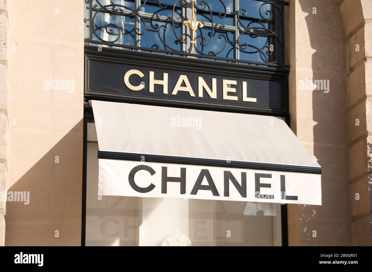 Negozio Chanel In Place Vendome, Parigi, Ile de France, Europa Foto Stock