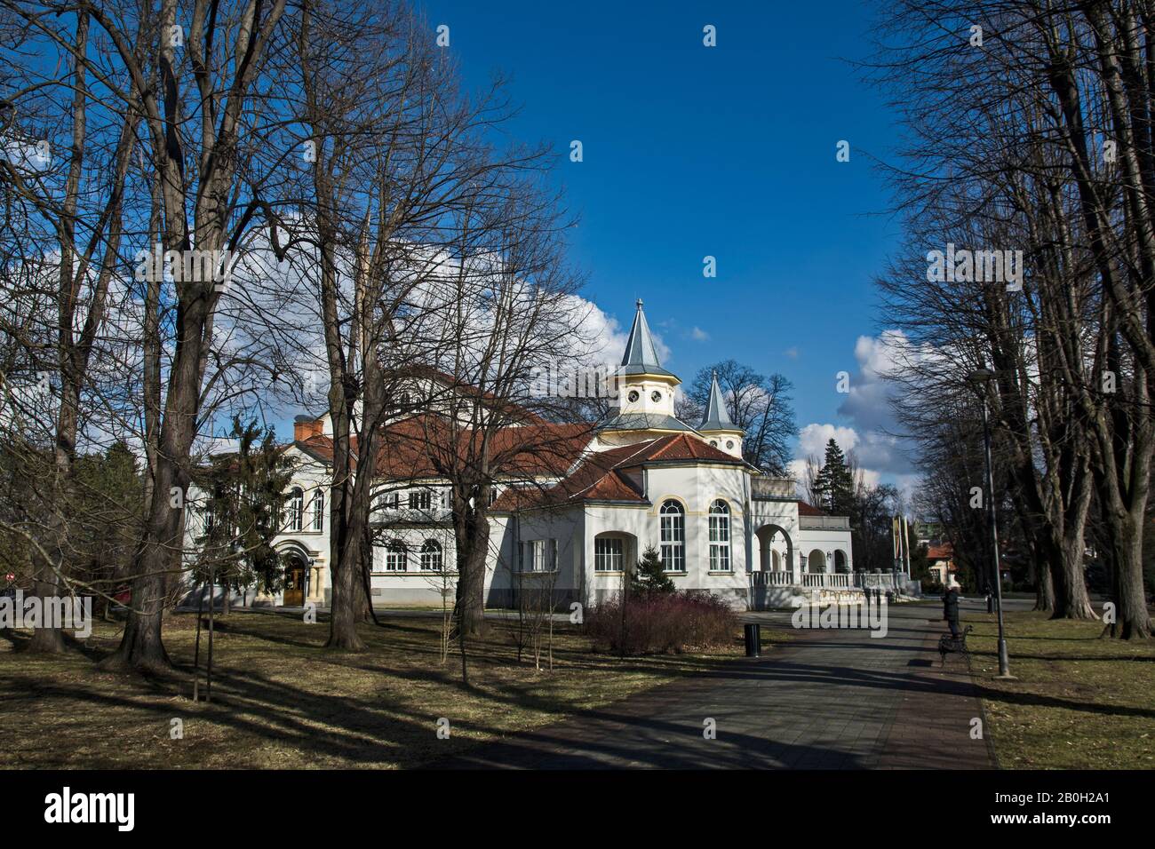 Banja Koviljaca, Serbia, 15 Febbraio 2020. Il famoso salone di Kur nella famosa spa serba. Il centro termale si trova vicino al fiume Drina e al confine Foto Stock