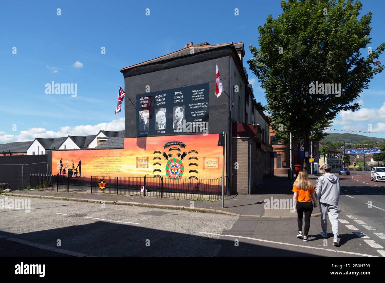 14.07.2019, Belfast, Irlanda Del Nord, Gran Bretagna - Mural Of The Red Hand Commando, Shankill Road, Parte Protestante Di West Belfast. La Mano Rossa Co Foto Stock