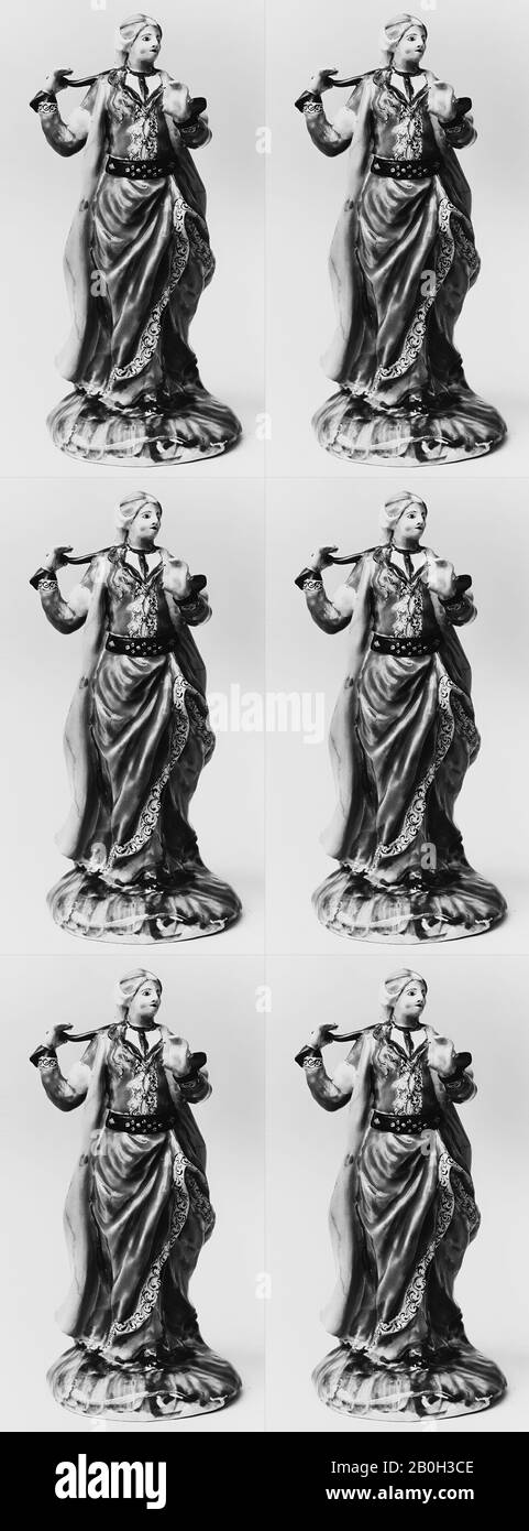 Dopo un modello di Meissen Manufactory, donna turca (una di una coppia), inglese, Staffordshire, ca. 1760, British, Staffordshire, gres porcellanato smaltato dipinto in smalto, altezza: 7 3/4 in. (19,7 cm), ceramica-ceramica Foto Stock
