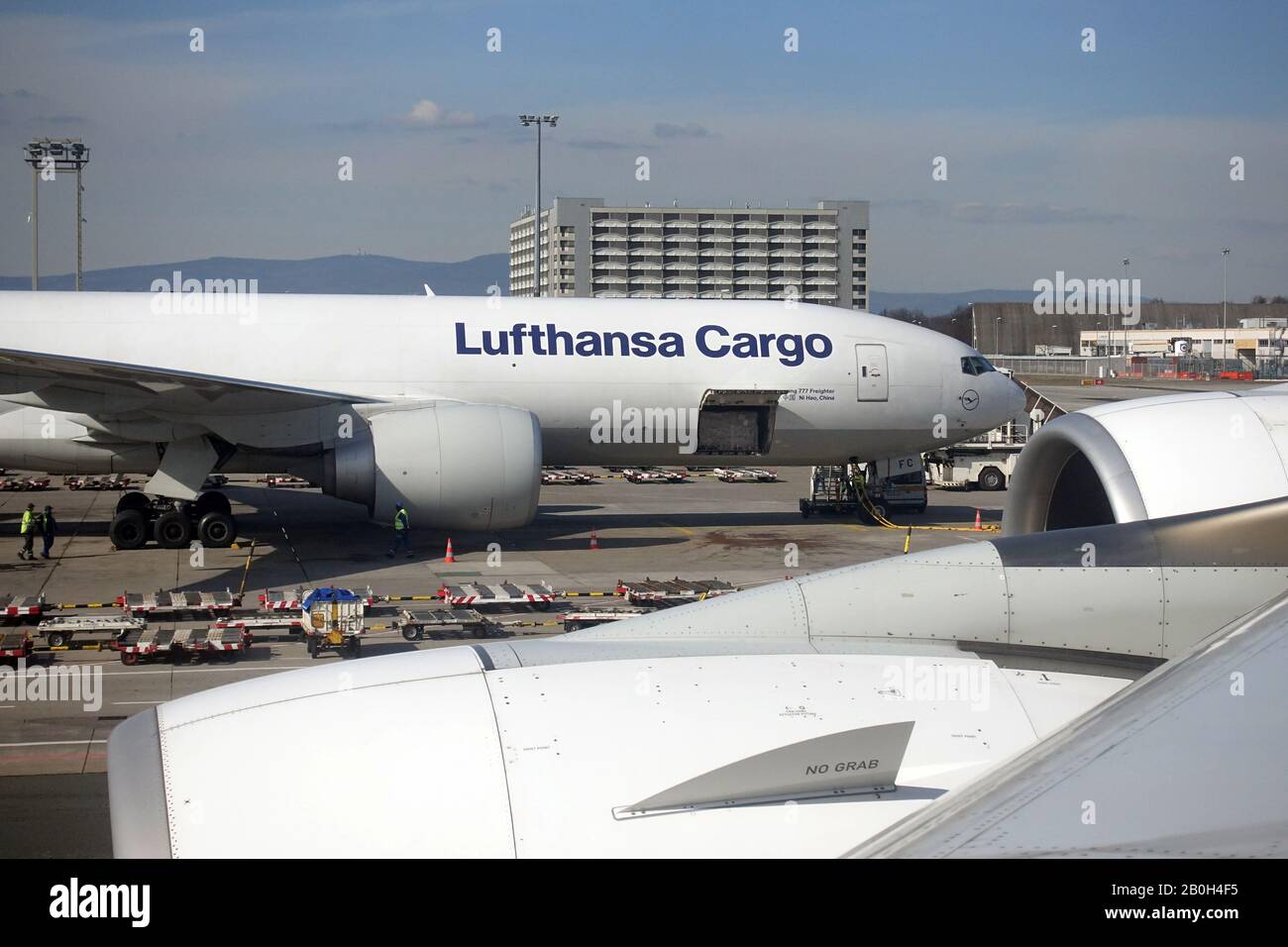 20.03.2019, Frankfurt am Main, Hessen, Germania - McDonnell Douglas MD-11 di Lufthansa Cargo all'aeroporto di Francoforte. 00S190320D023CAROEX.JPG [MODELLO RELEA Foto Stock