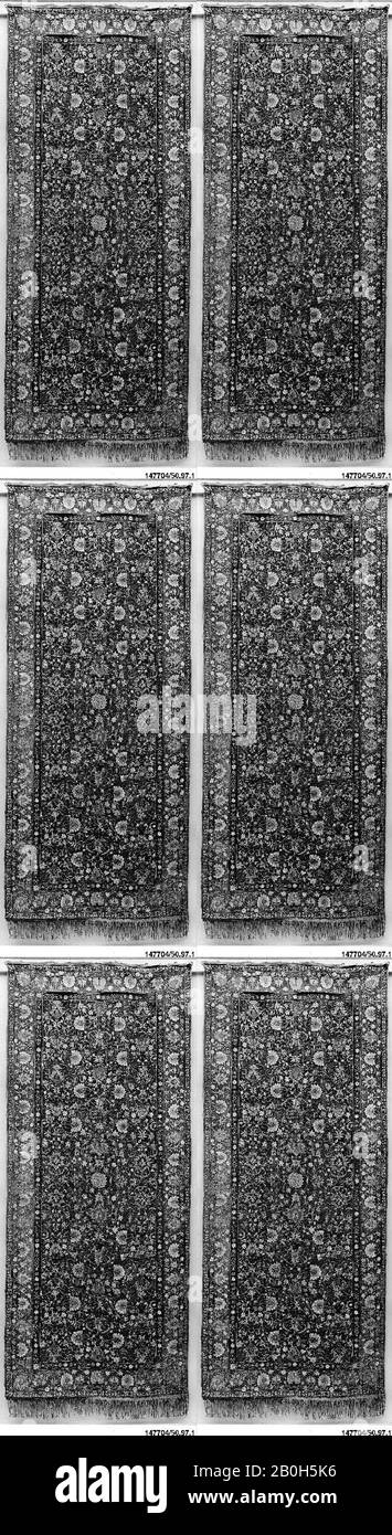 Appesa, 17th-18th secolo, Attribuita all'Iran, Velvet; ricamata, alta 396,2 cm, larga 167,6 cm, Ricamata Foto Stock