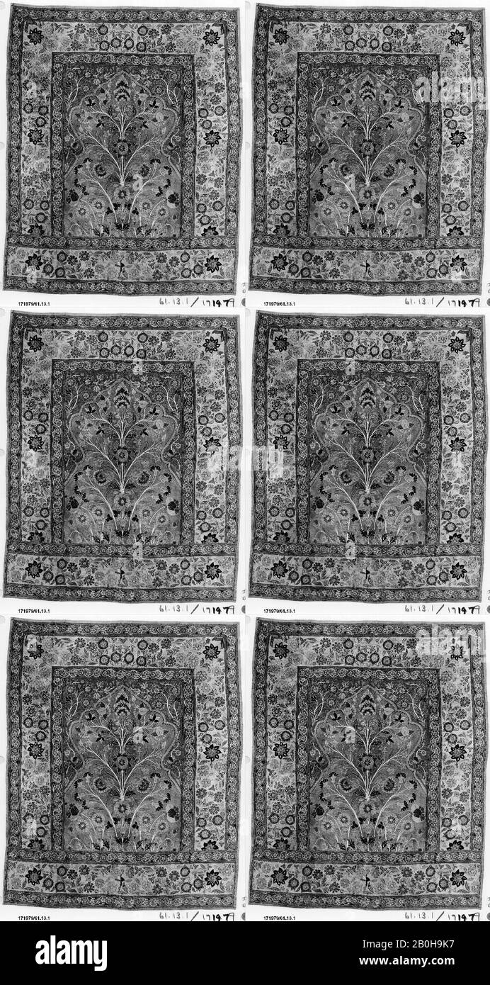 Pannello, 18th secolo, Attribuito all'Iran settentrionale, Feltro; ricamato in seta, alto 55,75 pollici larghezza 45,00 pollici (141,6 cm di altezza 114,3 cm di larghezza), Ricamato con tessuti Foto Stock