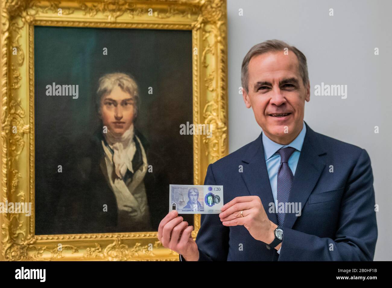 Londra, Regno Unito. 20th Feb, 2020. Il governatore della Bank of England Mark Carney, direttore della Tate Britain Alex Farquharson lancia la nuova nota di £20 con l'artista JMW Turner accanto al suo autoritratto (utilizzato sulla nota) alla Tate Britain. La nuova banconota entra in circolazione il 20 febbraio. Credito: Guy Bell/Alamy Live News Foto Stock