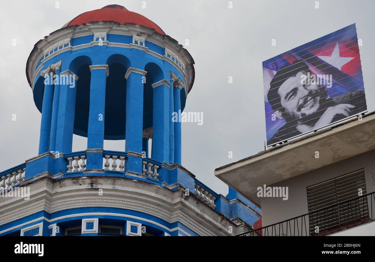 Ritratto di Fidel Castro nella città di Camaguey, nel centro di Cuba Foto Stock