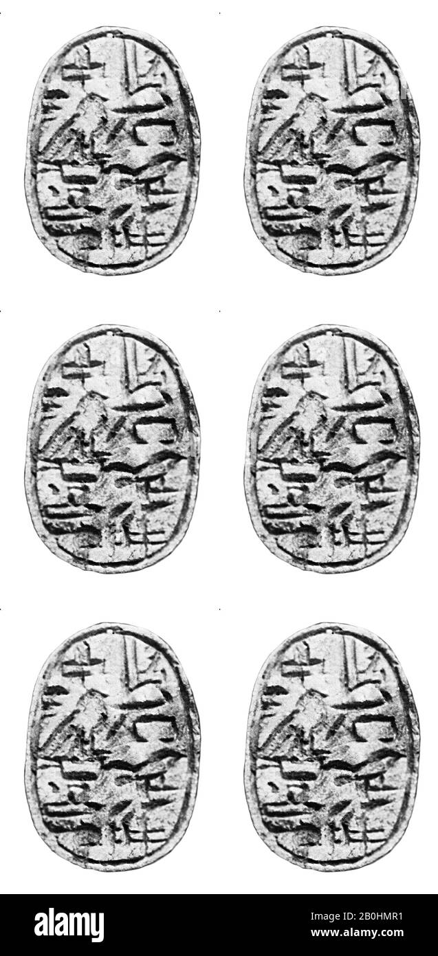 Scarab di un Regno ufficiale, Medio, Dinastia medio 13, ca. 1770–1670 a.C., Dall'Egitto, regione di Memphite, Lisht Nord, ad ovest della tomba 954 (posizione non registrata), sepoltura Superficiale 951, 1921–22, steatite Smaltata, l. 2 cm Foto Stock