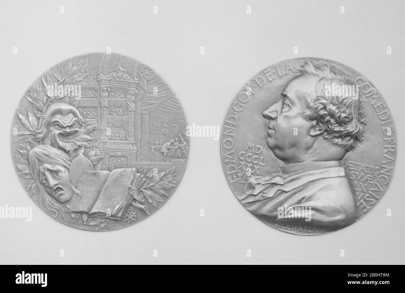 Medaglia: Jules-Clément Chaplain, François Jules Edmond Got (1822–1901), Attore Francese, Francese, Medaglia: Jules-Clément Chaplain (Francese, Mortagne, Orne 1839–1909 Parigi), 1887, Francese, Bronzo, Cast, Diametro: 4 Pollici. (10,2 cm), Medaglie e Plaquettes Foto Stock