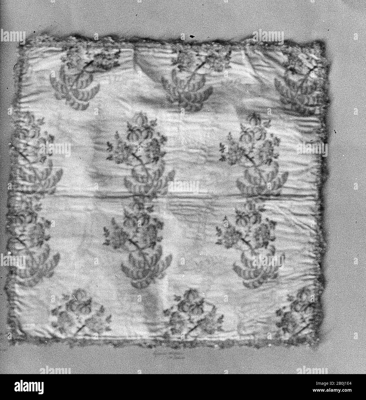 Pezzo, Francese, 1760–70, Francese, Seta, 43,2 x 45,7 cm, tessuto tessile Foto Stock