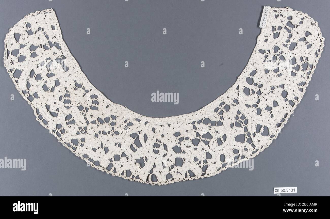 Collarino, Italiano, 18th secolo, Italiano, merletto A Bobina, L. 14 X W. 3 pollici (35,6 x 7,6 cm), Textiles-Laces Foto Stock