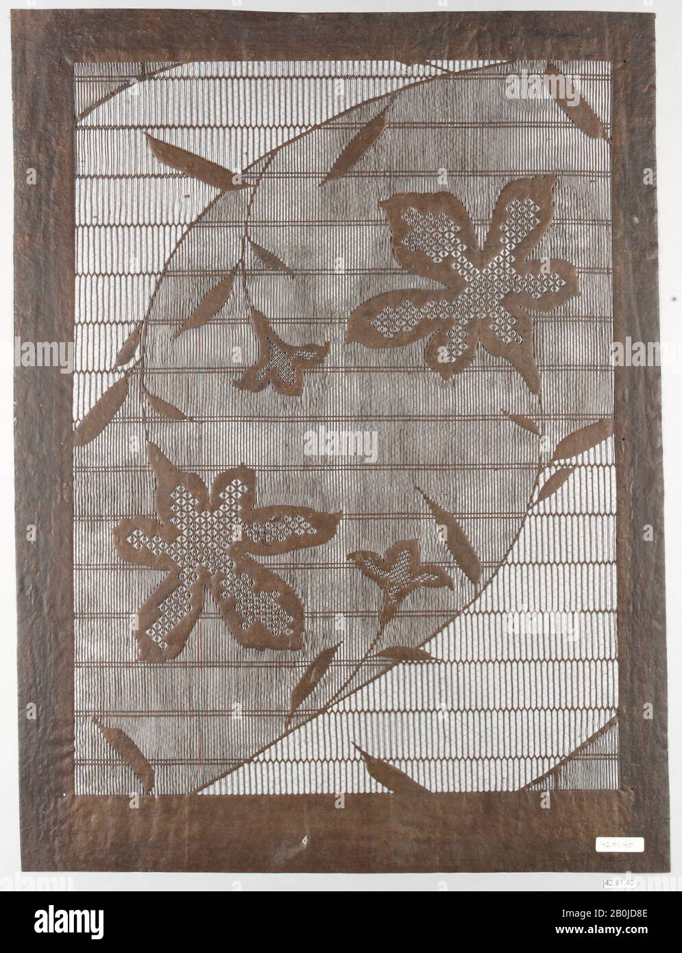 Stencil, Giappone, 19th secolo, Giappone, carta, seta, 22 1/4 x 16 7/8 in. (56,5 x 42,9 cm), matite Foto Stock