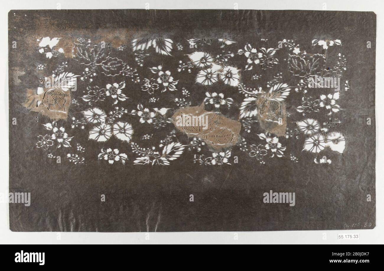 Stencil, Giappone, 19th secolo, Giappone, carta, 9 1/2 x 15 3/4 in. (24,13 x 40,01 cm), matite Foto Stock
