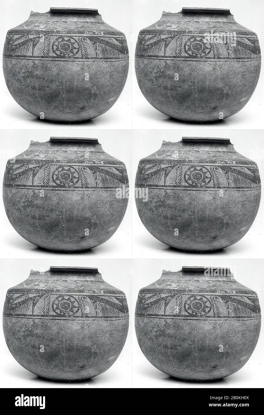 Vasetto con fregio di animali stilizzati, età del bronzo precoce, data ca. 2500–1900 a.C., Iran occidentale, ceramica, vernice, 9,5 poll. (24,13 cm), Vasi in ceramica Foto Stock