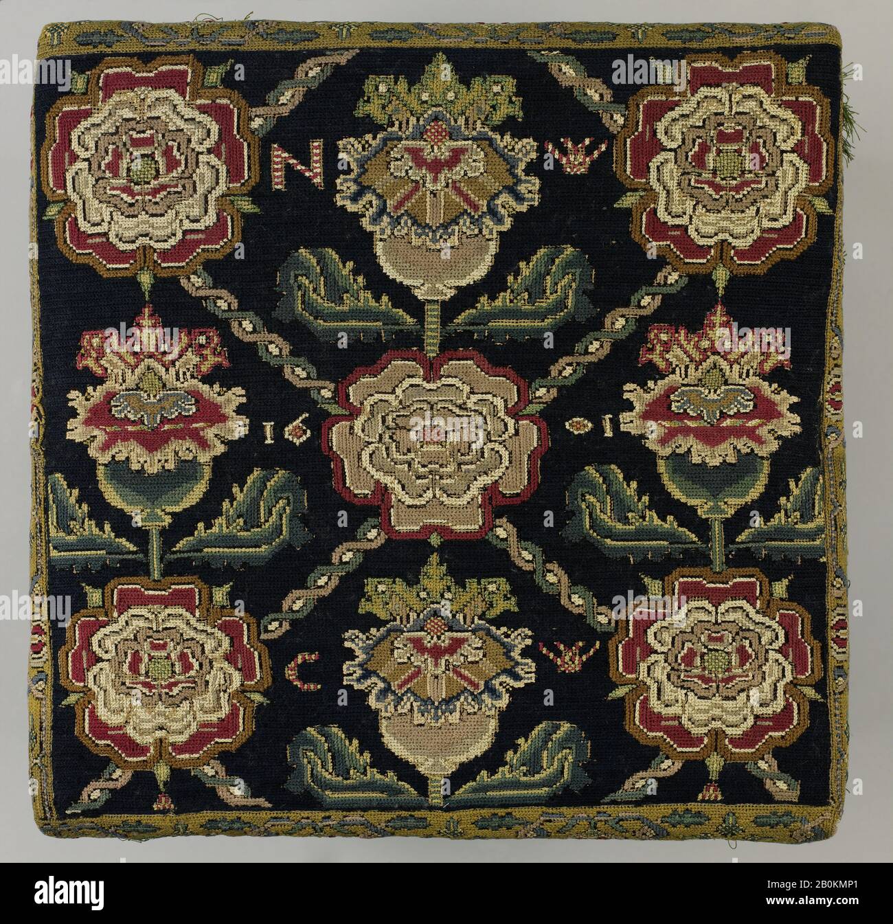 Coprisedile, British, 1601, British, Canvas ricamato con filo di lana e seta; punti a croce e a croce a lunga armata, H. 18 x W. 19 pollici (45,7 x 48,3 cm), Ricamati con tessuti Foto Stock