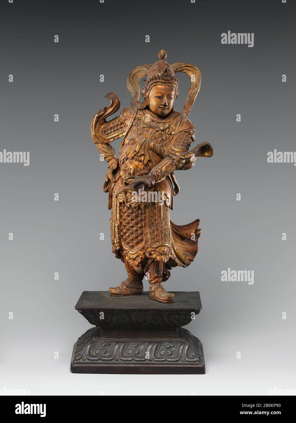 Bodhisattva Skanda, Cina, dinastia Ming (1368–1644), Data 16th–17th secolo, Cina, legno Laccato e dorato, H. (22,9 cm); H. (supporto incluso) 11 1/2 in. (29,2 cm); larghezza 5" 12,7 cm; D. 4" (10,2 cm), scultura Foto Stock