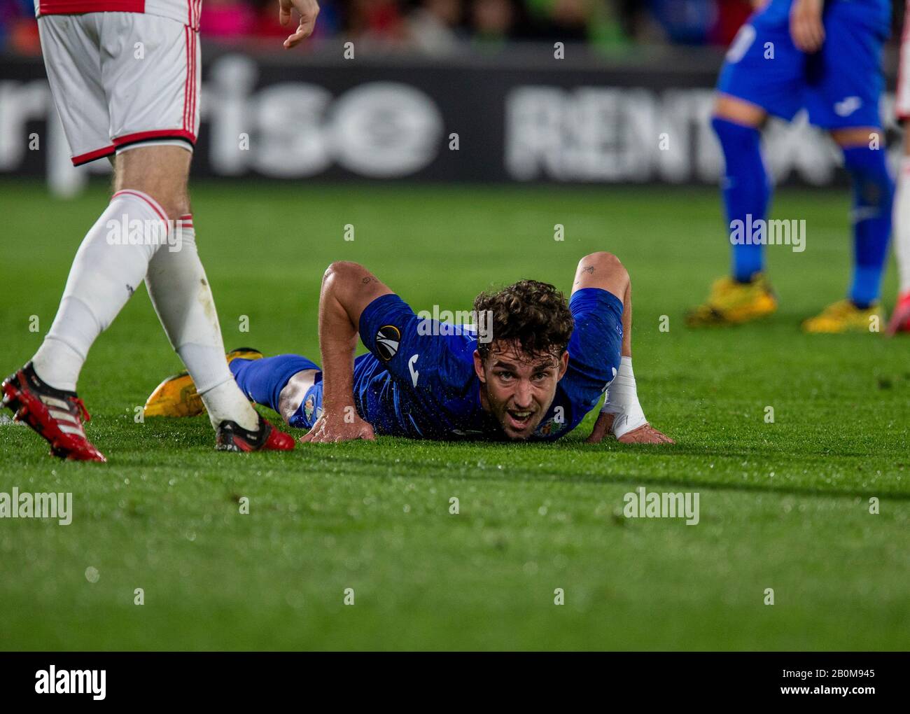 Jaime Mata di Getafe CF ha visto in azione durante il round della UEFA Europa League di 8 partite di prima tappa tra Getafe CF e AFC Ajax Amsterdam al Coliseum Alfonso Perez in Getafe.(punteggio finale; Getafe CF 2:0 AFC Ajax) Foto Stock