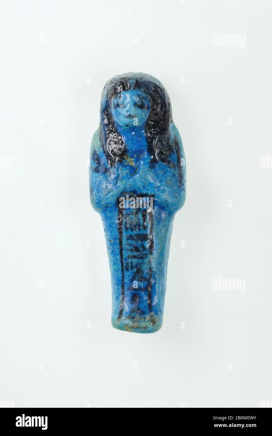 Lavoratore Shabti di Nany, Terzo Periodo Intermedio, Dinastia 21, regno di Psuennes i, ca. 1050 a.C., Dall'Egitto, dall'Alto Egitto, Tebe, Deir el-Bahri, Tomba di Meritamun, primo corridoio, sepoltura di Nany, 1928–29, Faience, H. 8,9 × W. 3,4 × D. 2,3 cm (3 1/2 × 1 5/16 × 7/8 in Foto Stock