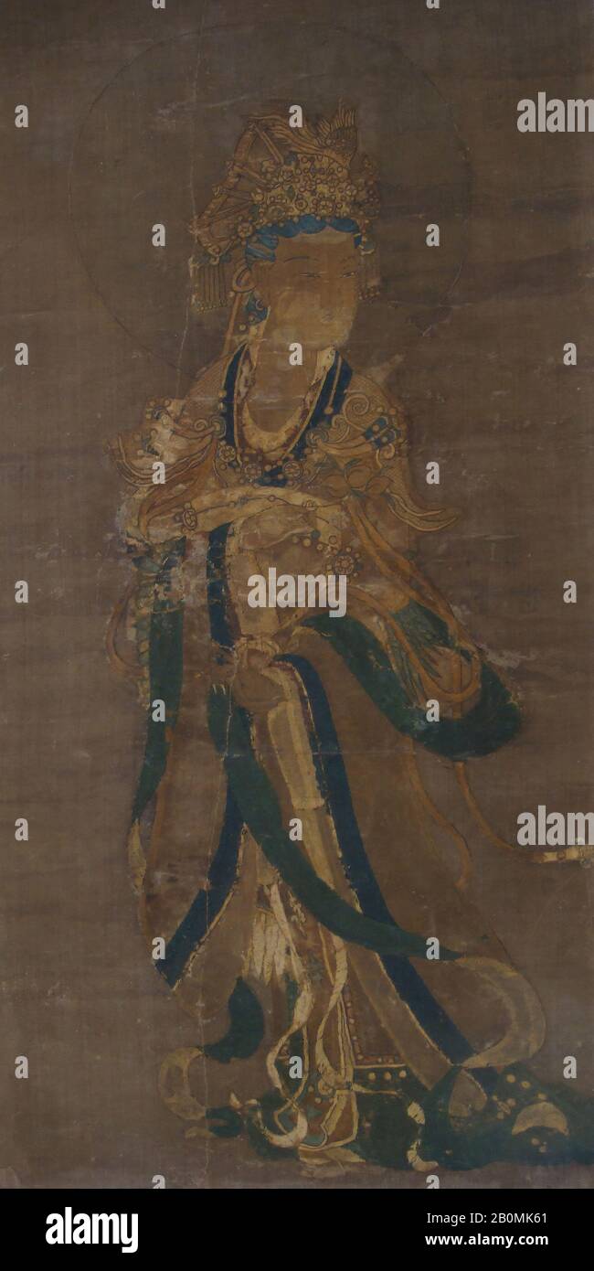Figura di una nobile Signora, Cina, dinastia Ming (1368–1644), Cultura: Cina, Seta, pigmento su carta, inchiostro; su seta, 39 x 17 3/4 in. (99,1 x 45,1 cm), Ricamati con tessuti Foto Stock