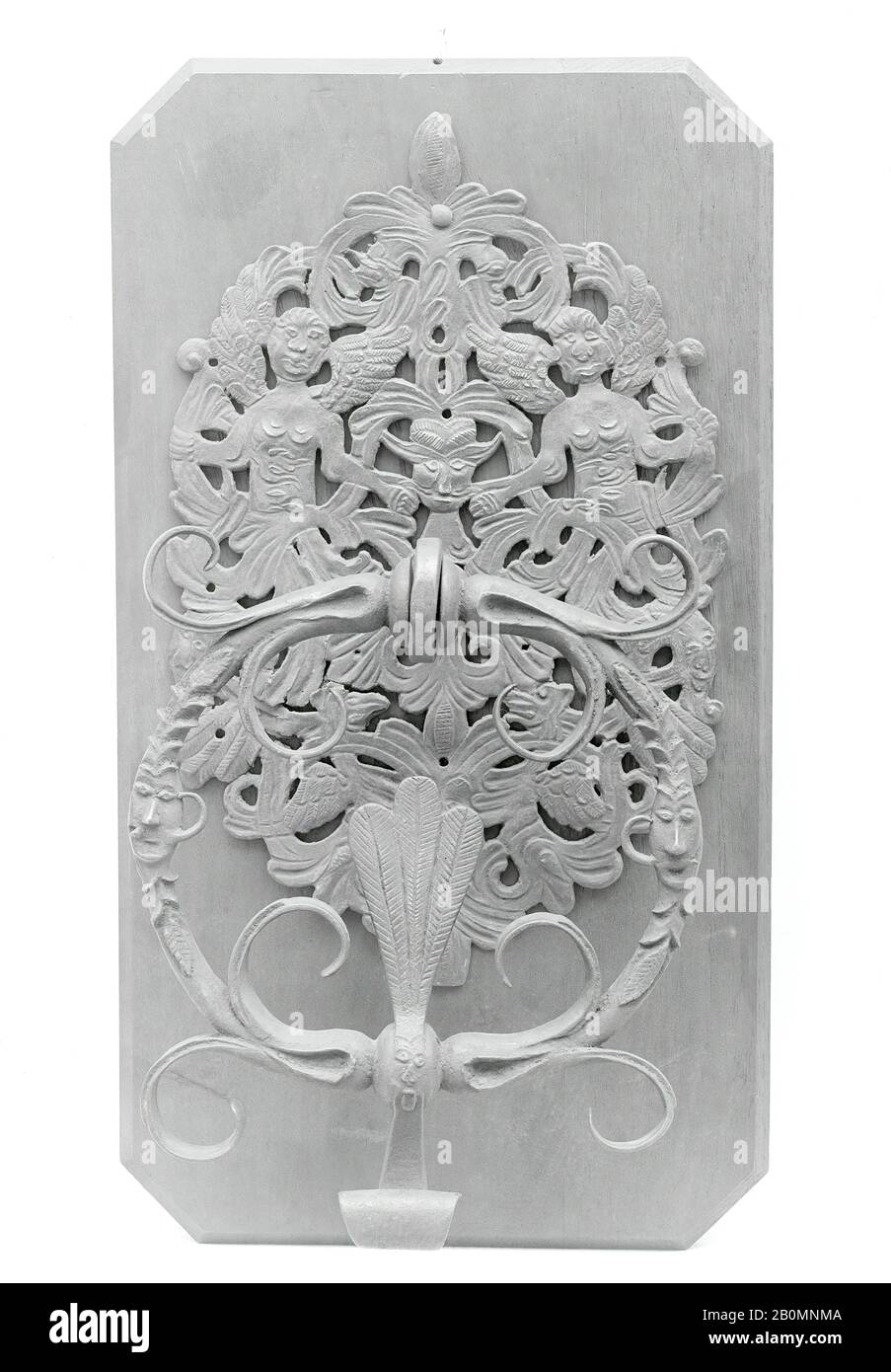 Knocker, tedesco, ca. 1560–1620, Tedesco, Ferro, Totale: 15 1/2 × 8 In. (39,4 × 20,3 cm), Ferro-Metallo Foto Stock