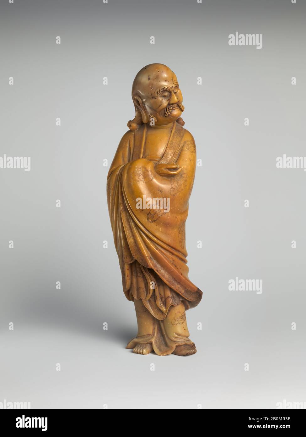 Bodhidharma, Cina, dinastia Qing (1644–1911), Data 19th secolo, Cina, Soapstone, H. 8 5/8 in. (21,9 cm), Hardstone Foto Stock