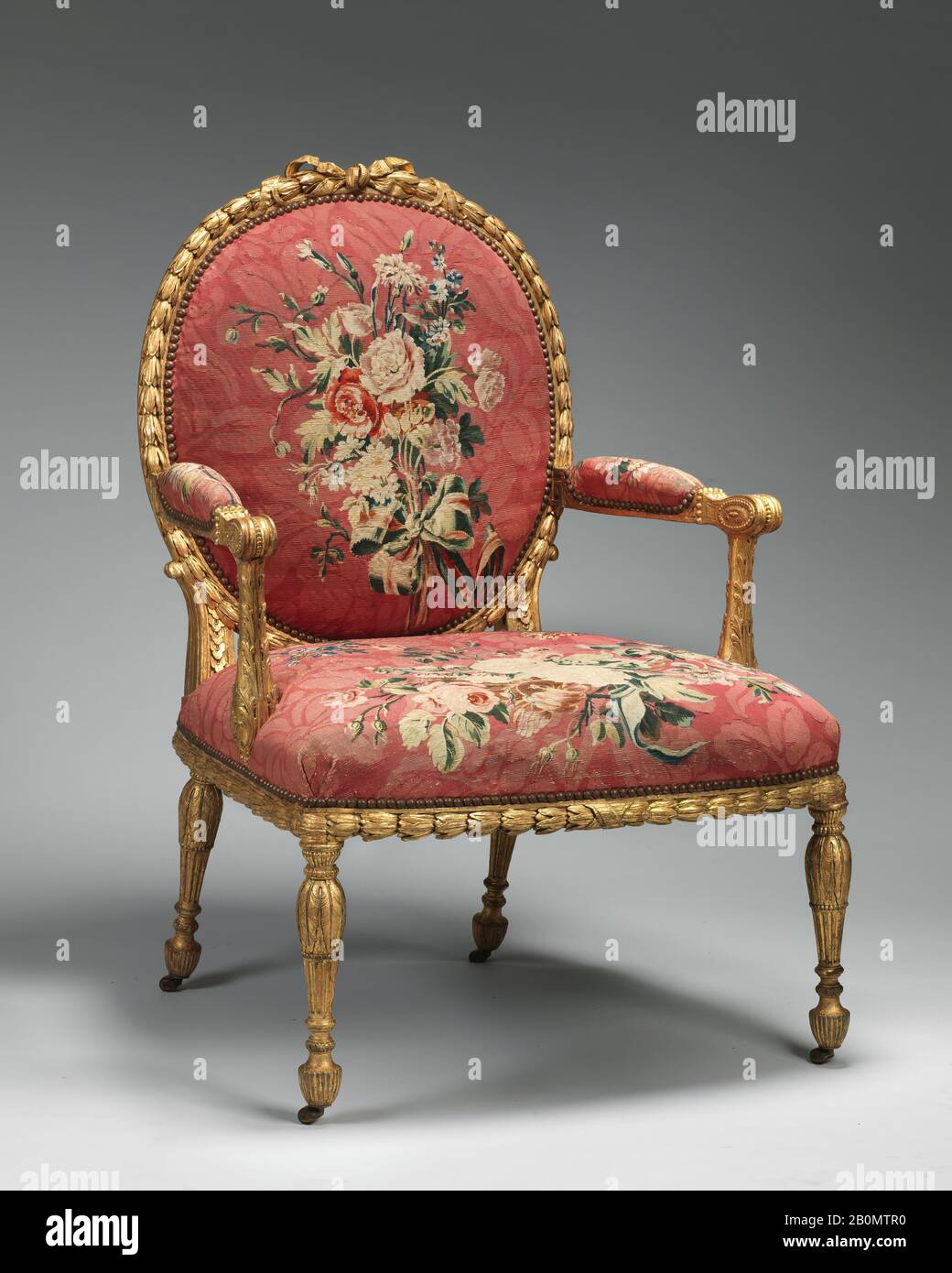 John Mayhew, Armchair (uno dei sei), britannico e francese, John Mayhew (inglese, 1736–1811) e William Ince (inglese, attivo ca. 1758/59–1794, morto nel 1804), arazzo intessuto a Manufacture Nationale des Gobelins (francese, fondato nel 1662), laboratorio di Jacques Neilson (francese, 1714–1788), 1769–71, britannico e francese, fruttato Dorato; lana e seta (22-24 orditi per pollice, 9-10 centimetri), 41 1/2 × 28 1/2 × 27 in. (105,4 × 72,4 × 68,6 cm Foto Stock