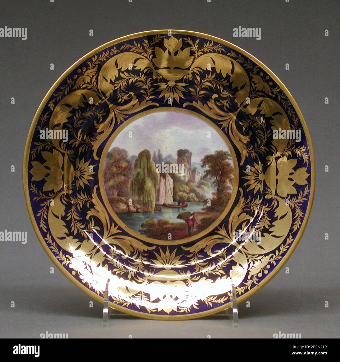 Crown Derby, Plate (parte di un servizio cena), British, Derby, Crown Derby (British, 1750-presente), ca. 1810–30, Regno Unito, Derby, Bone China, Porcellana Ceramica-Porcellana Foto Stock