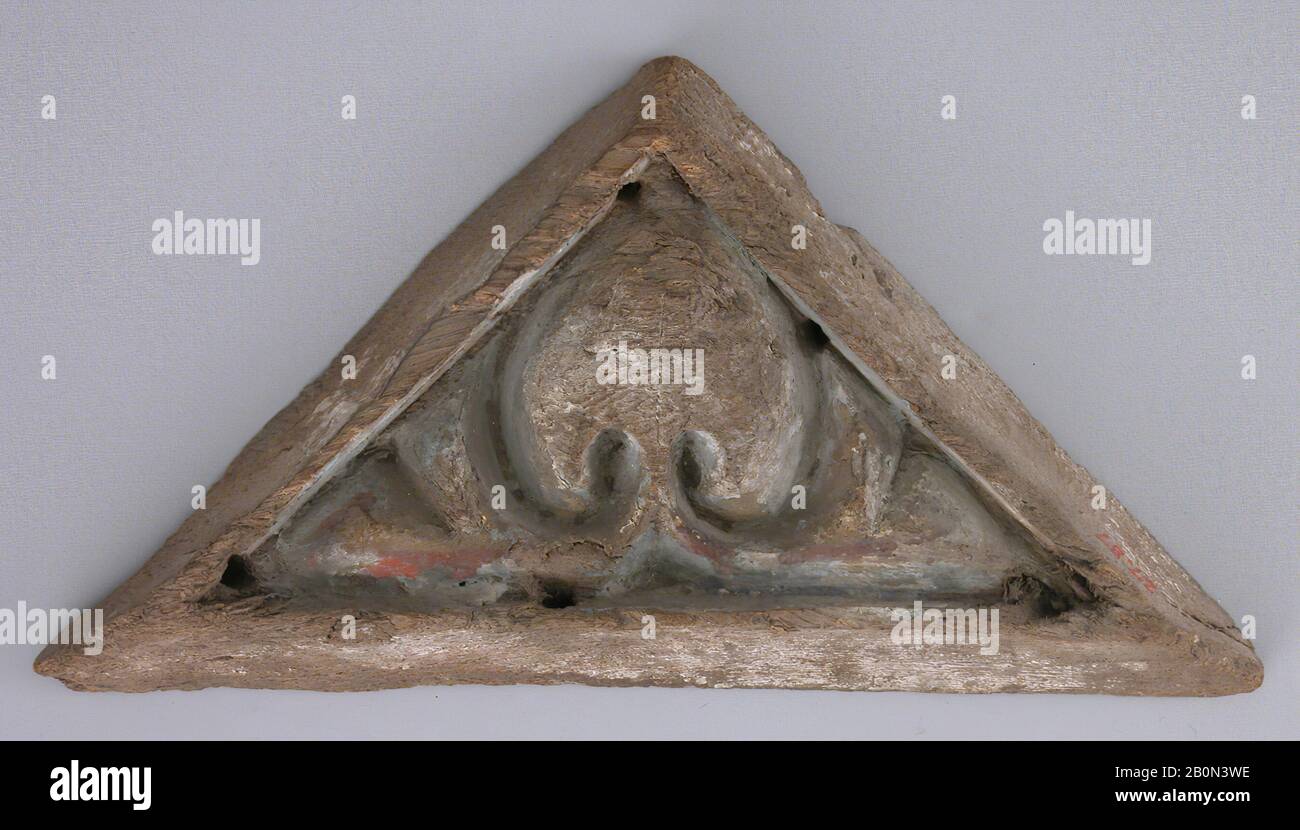 Pannello, 9th secolo, Attribuito all'Egitto, legno; policromo dipinto, H. 4 1/4 in. (10,8 cm), W. 8 1/4 poll. (21 cm), D. 1 1/8 in. (2,9 cm), Peso 3 once (0.085058 mg), legno Foto Stock