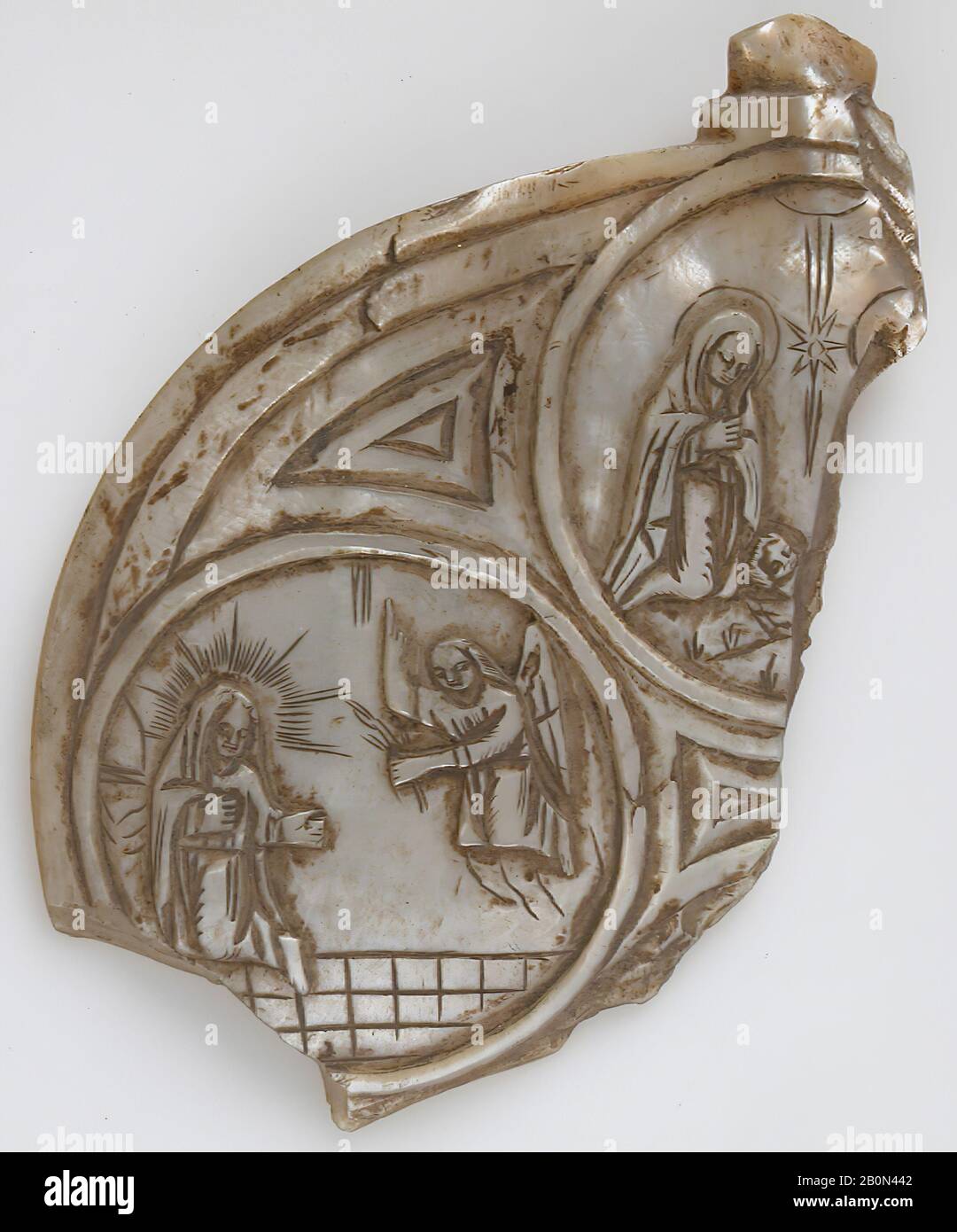 Frammento shell, tedesco, 16th secolo, tedesco, madreperla, Totale: 4 1/8 x 3 1/8 x 9/16 in. (10,5 x 8 x 1,5 cm), scultura-miniatura Foto Stock
