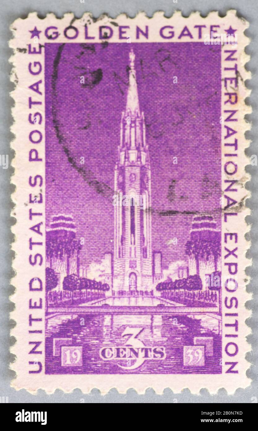 Un francobollo statunitense del 1939 che celebra la Golden Gate International Exhibition di San Francisco. Mostra la Torre del Sole, una statua di pacifica di 80 piedi. Foto Stock