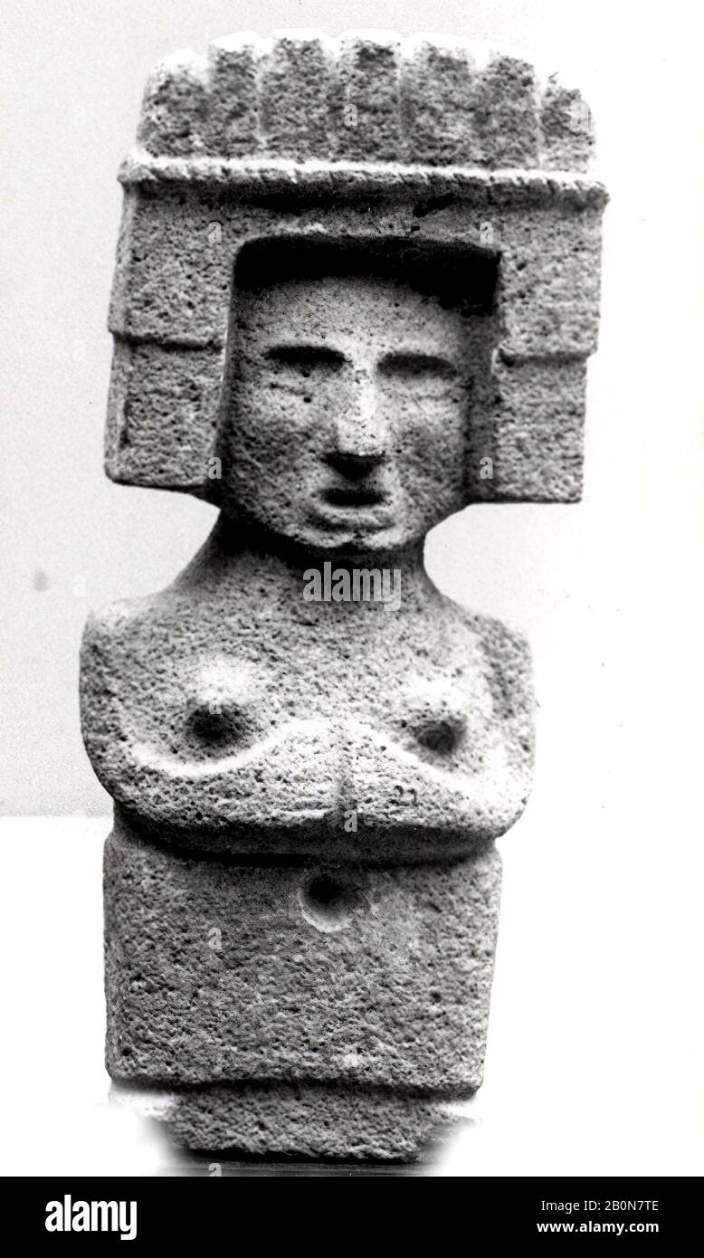 Figura, Aztec, 14th–15th secolo, Messico, Mesoamerica, Aztec, pietra, lunghezza: 24 7/16 in. (62 cm), larghezza: 11" × 5 1/8 in. (28 × 13 cm), scultura in pietra Foto Stock