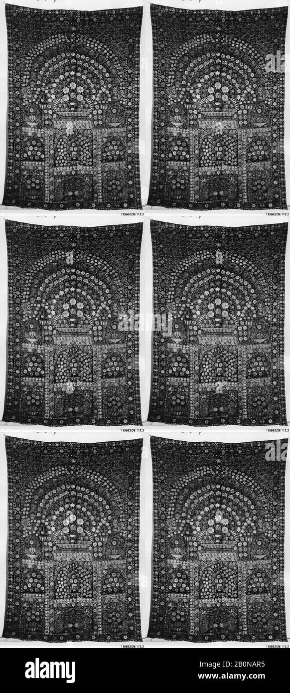 Appesa, 18th secolo, Attribuita all'Iran, cotone; dipinta con cera, alta 70.5 in. Larghezza 47.00 in. (179.1 cm di altezza 119.4 cm di larghezza), Textiles-Verniciato e/o Stampato Foto Stock