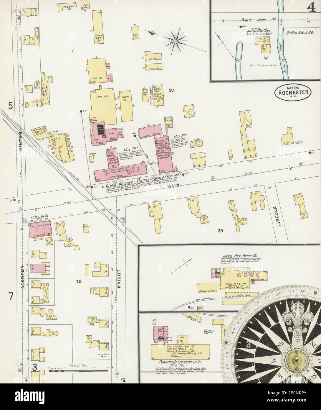 Immagine 4 Della Mappa Sanborn Fire Insurance Di Rochester, Strafford County, New Hampshire. Nov 1897. 11 fogli. Include East Rochester, Gonic Village, America, mappa stradale con una bussola Del Xix Secolo Foto Stock