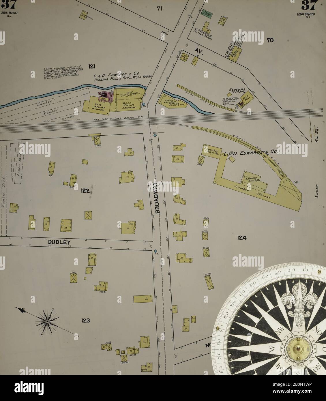 Immagine 39 Della Mappa Sanborn Fire Insurance Dal New Jersey Coast, New Jersey Coast, New Jersey. 1890 Vol. 1. 56 fogli. Include Atlantic Highlands, Seaside, Navesink-Highlands, Highland Beach, Sea Bright, Monmouth Beach, North Long Branch, Long Branch. Bound, America, mappa stradale con una bussola Del Xix Secolo Foto Stock