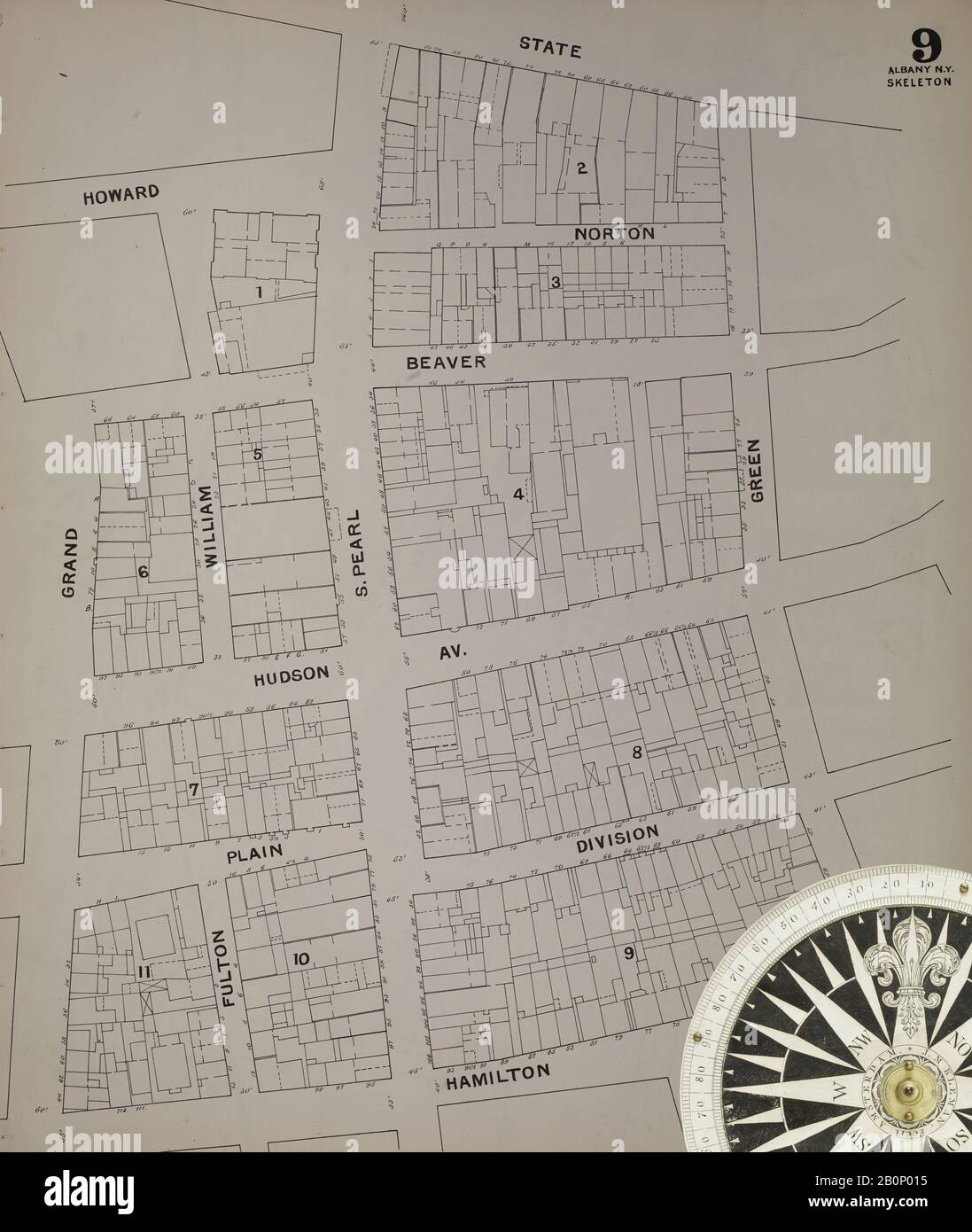 Immagine 11 Della Mappa Sanborn Fire Insurance Da Albany, Albany County, New York. 1892. 124 fogli. Include Coeymans, Coeymans Junction, Rensselaerville, Clarksville, Altamont, Guilderland Center, South Bethlehem. 3 mappe scheletriche. Bound, America, mappa stradale con una bussola Del Xix Secolo Foto Stock