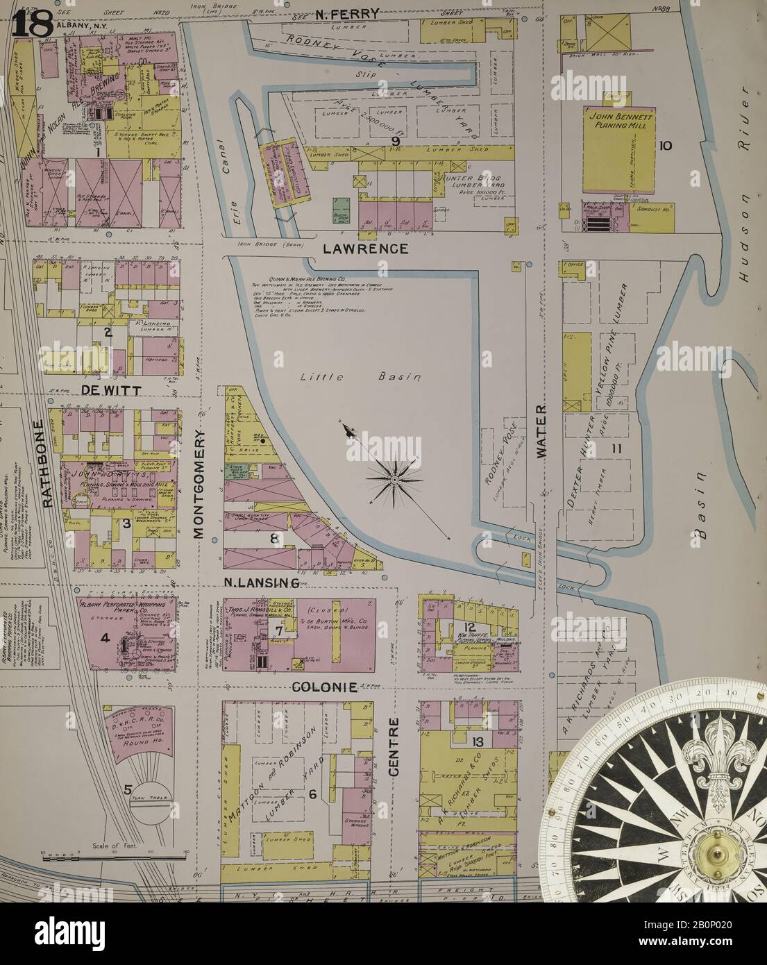 Immagine 22 Della Mappa Sanborn Fire Insurance Di Albany, Albany County, New York. 1892. 124 fogli. Include Coeymans, Coeymans Junction, Rensselaerville, Clarksville, Altamont, Guilderland Center, South Bethlehem. 3 mappe scheletriche. Bound, America, mappa stradale con una bussola Del Xix Secolo Foto Stock
