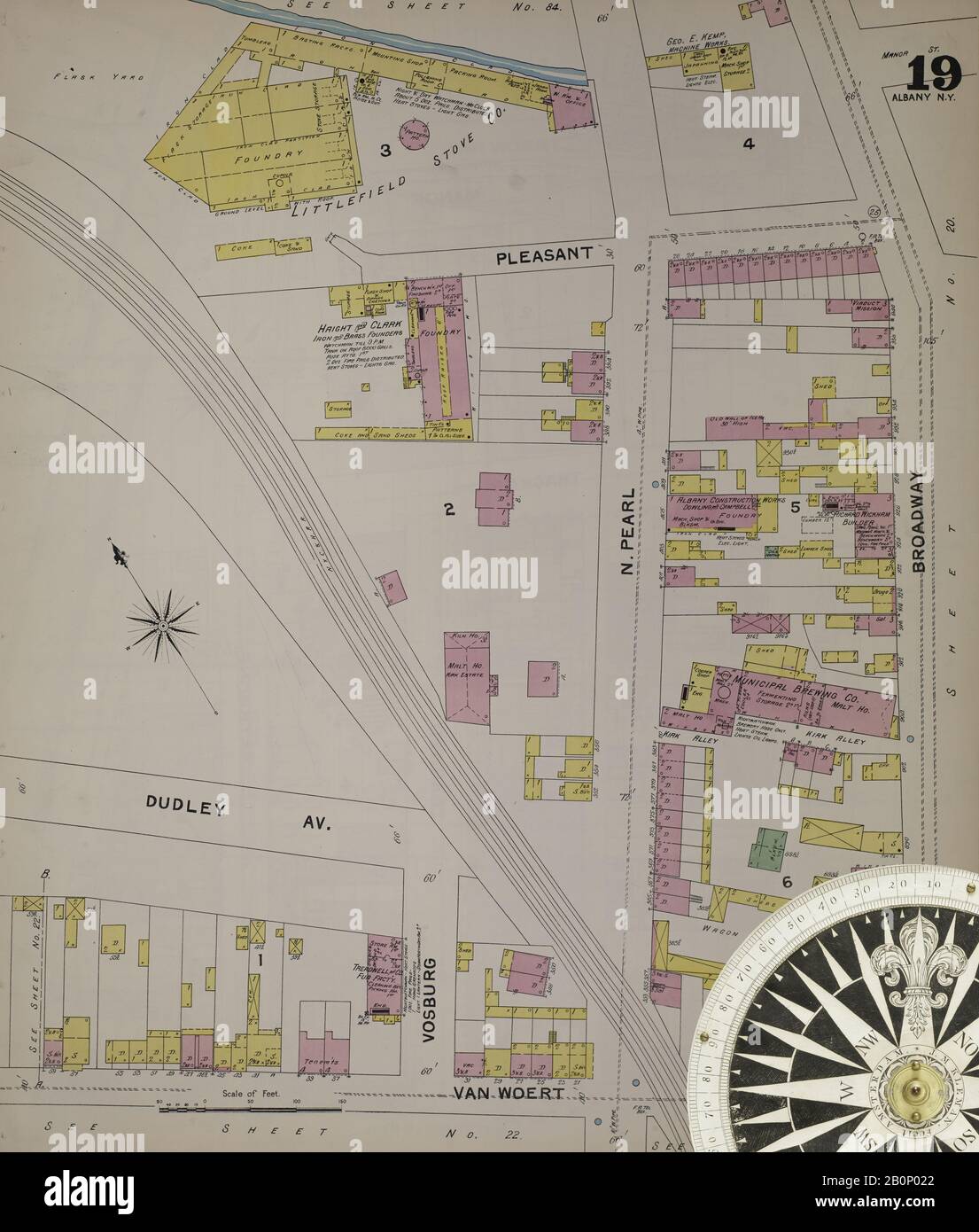 Immagine 23 Della Mappa Sanborn Fire Insurance Di Albany, Albany County, New York. 1892. 124 fogli. Include Coeymans, Coeymans Junction, Rensselaerville, Clarksville, Altamont, Guilderland Center, South Bethlehem. 3 mappe scheletriche. Bound, America, mappa stradale con una bussola Del Xix Secolo Foto Stock
