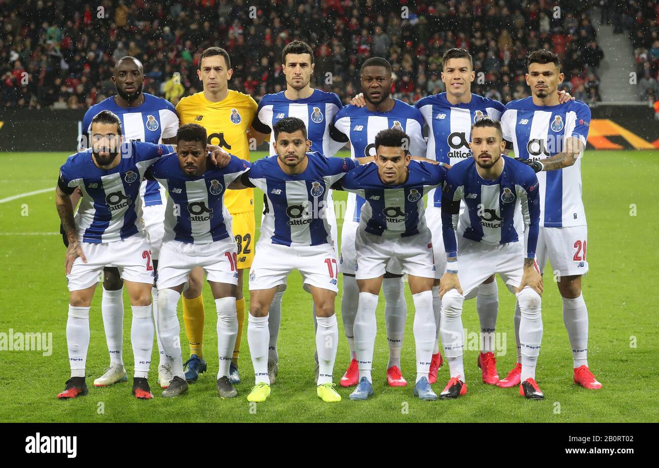 Leverkusen, Germania. 20th Feb, 2020. Primo: 20.02.2020 Calcio: EUROPALIGA  Europa LEAGUE EL, STAGIONE EUROLEGA 2019/2020 BAYER LEVERKUSEN - FC PORTO  2: 1 foto di squadra, FC Porto, foto di squadra | utilizzo