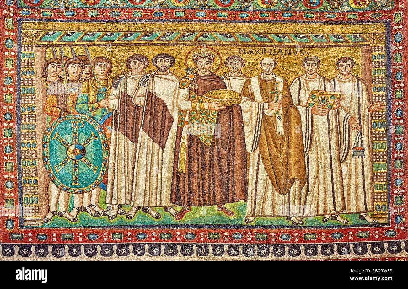 Mosaico raffigurante l'imperatore Giustiniano I. bizantina mosaici romani della Basilica di San Vitale a Ravenna, Italia. Decorazione a mosaico pagato dall imperatore J Foto Stock