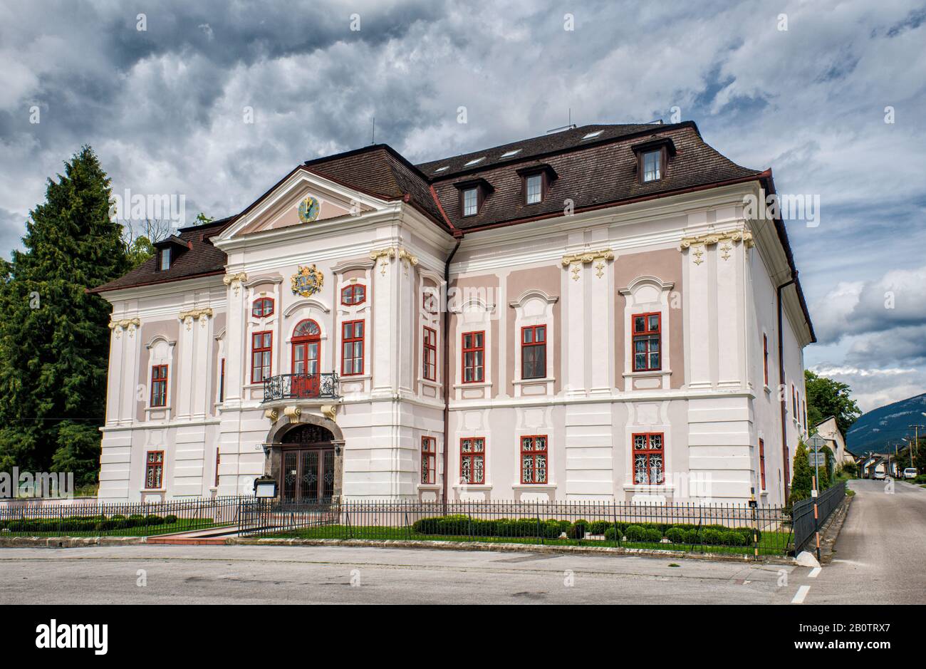 Park Hotel at Rococo-Classical Manor House nel villaggio di Mosovce, regione Zilina, Slovacchia Foto Stock