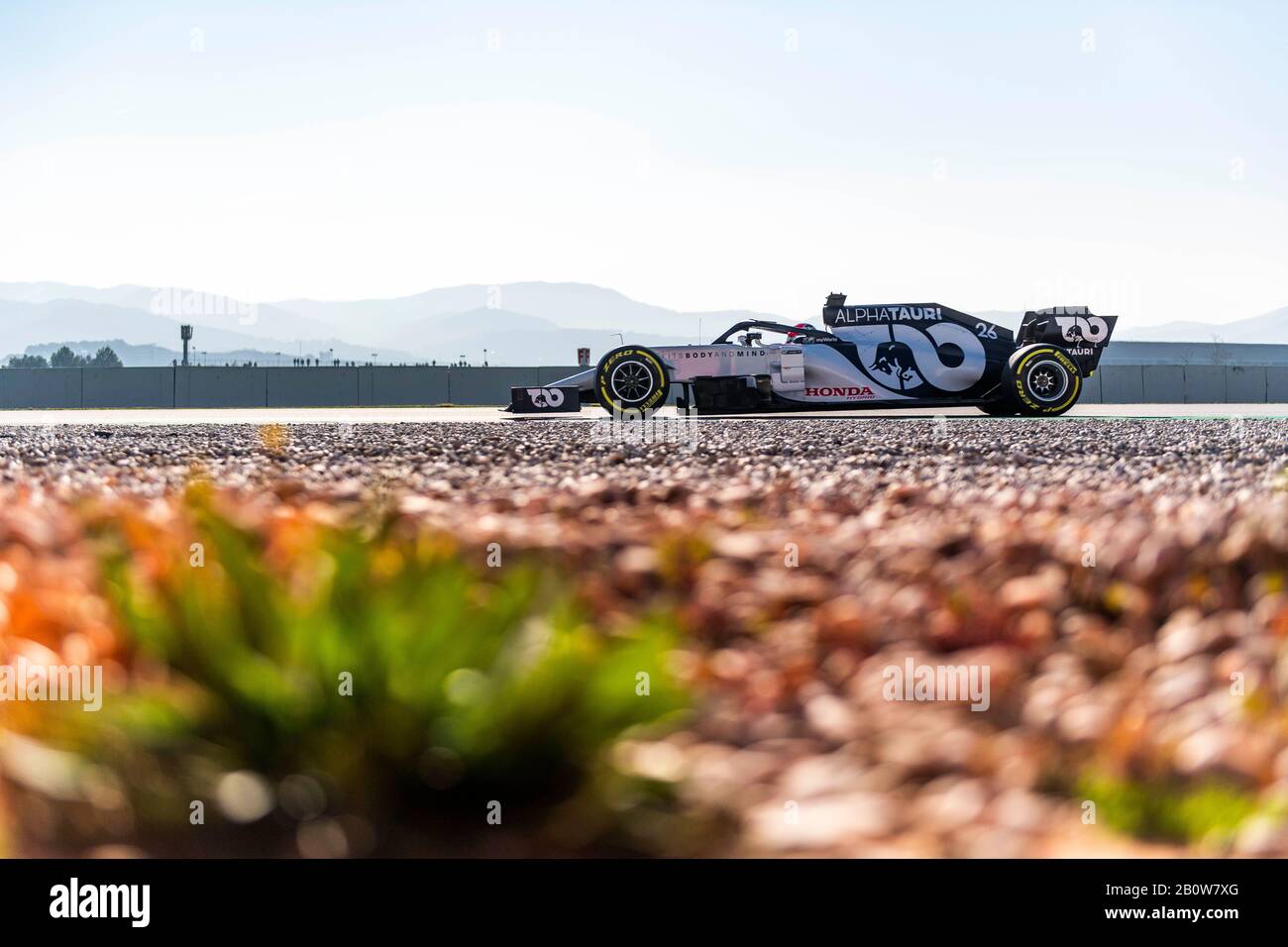 Montmelo, Spagna. 21st Feb, 2020. Montemel˜, Barcellona - Spagna. Formula 1 test pre-stagione 2020 giorno 3. 22th febbraio 2020 . Daniil Kvyat guida la (26) Scuderia AlphaTauri AT01 in pista durante il terzo giorno di F1 Winter Testing Credit: Marco Canoniero/Alamy Live News Foto Stock
