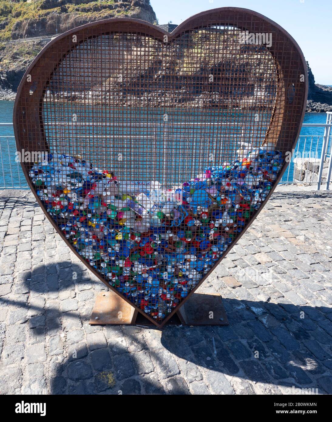 Riciclaggio bottiglia di plastica incentivo Tenerife nelle Isole Canarie, Spagna Foto Stock