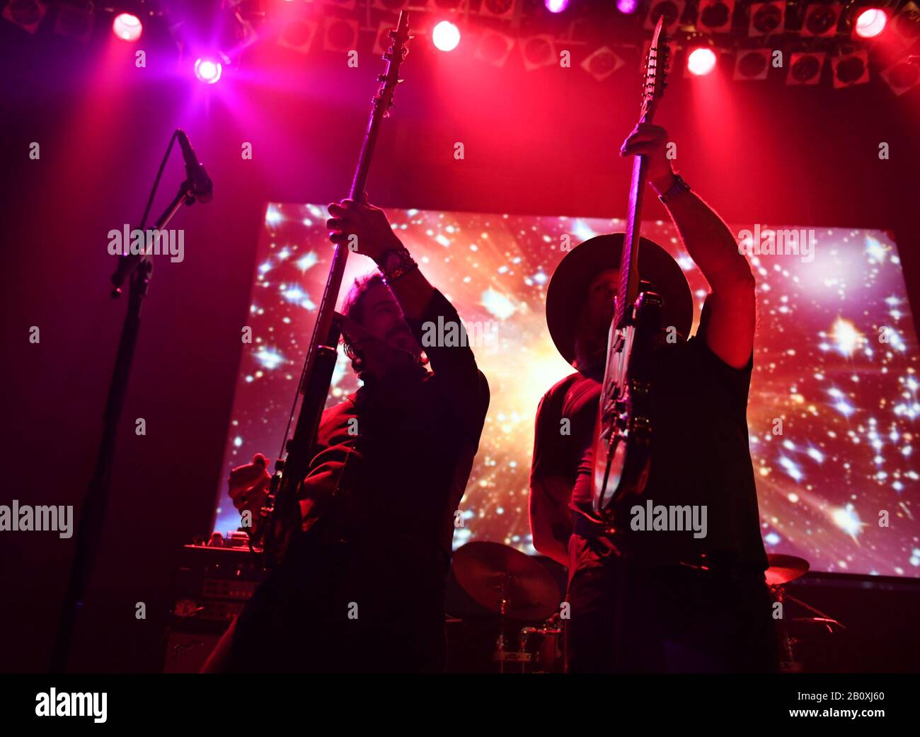 19 febbraio 2020, Norfolk, Virginia, USA: IL membro della Allman Betts Band DEVON ALLMAN porta le marmellate alla Norva a Norfolk, Virginia, il 19 febbraio 2020. Â© Jeff Moore 2020 (Credit Image: © Jeff Moore/Zuma Wire) Foto Stock