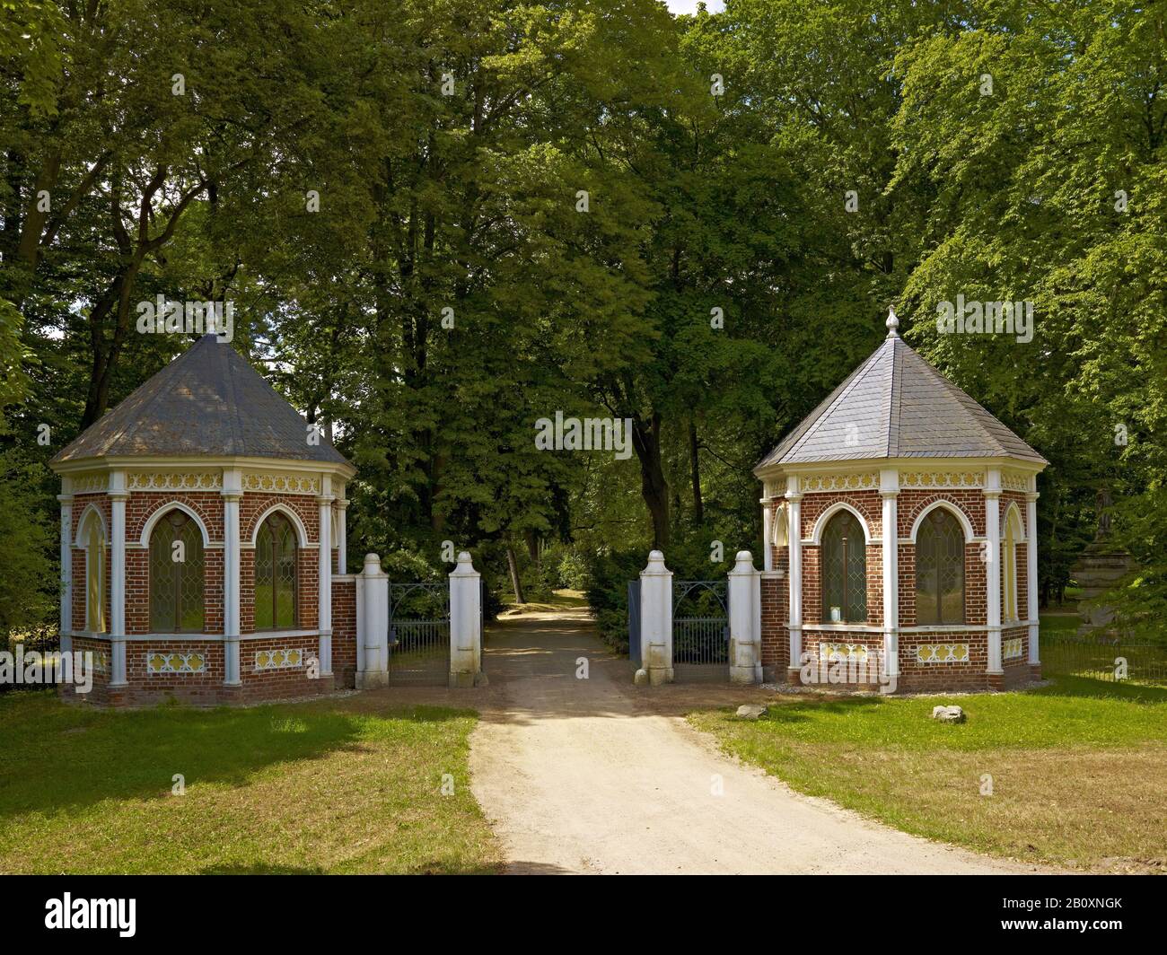 Cancello orientale dal parco del Luisium vicino Dessau, Sassonia-Anhalt, Germania, Foto Stock