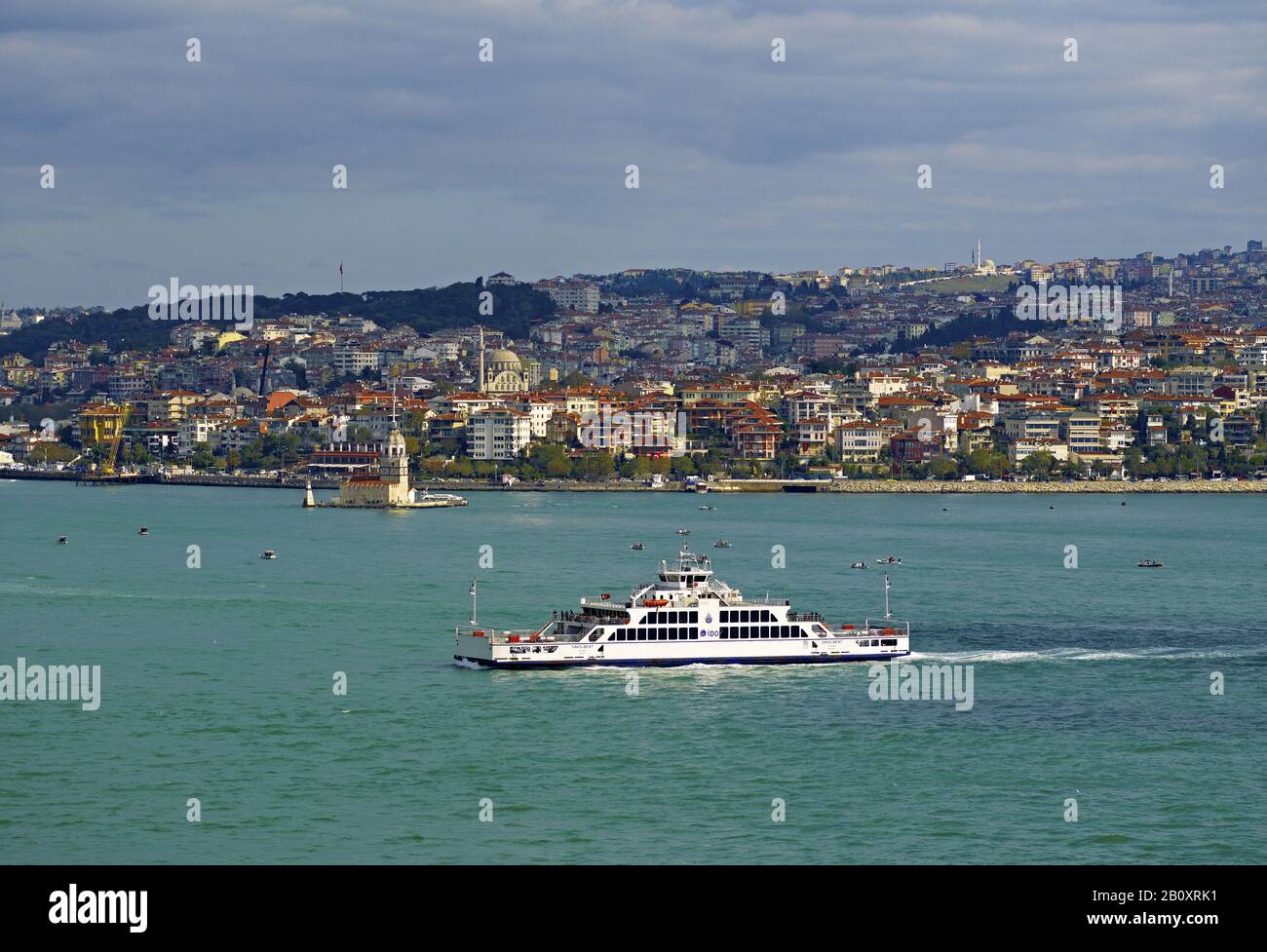 Bosforo con torre pilota, Mar di Marmara, Istanbul, Turchia, Foto Stock